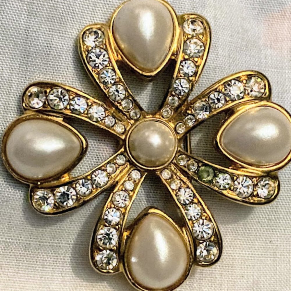 Vintage Napier Gold Tone Faux Pearl Brooch Pendant